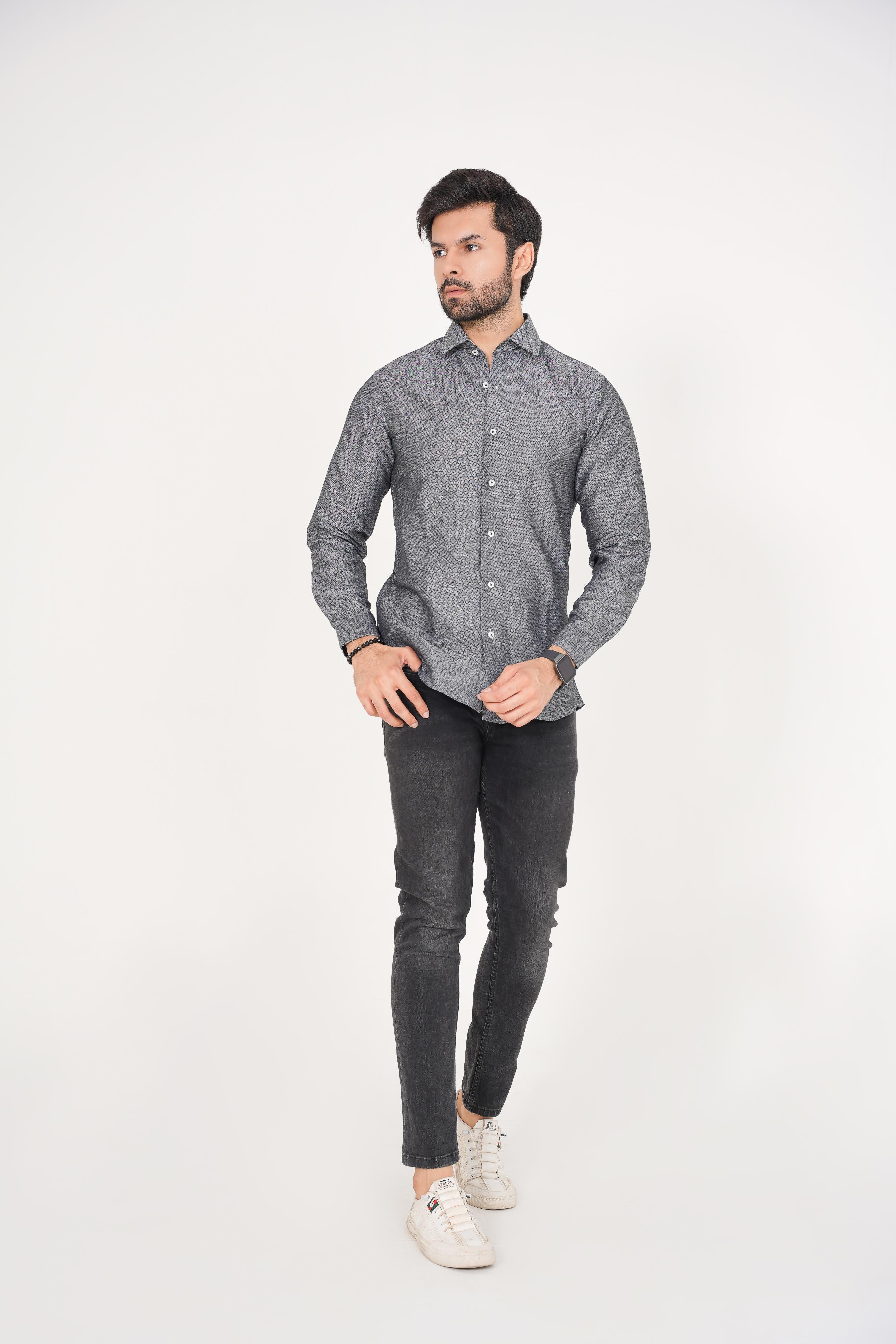 Zara Men's Regular Fit Black Shirt with Subtle Geometric Pattern