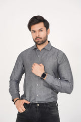 Zara Men's Regular Fit Black Shirt with Subtle Geometric Pattern